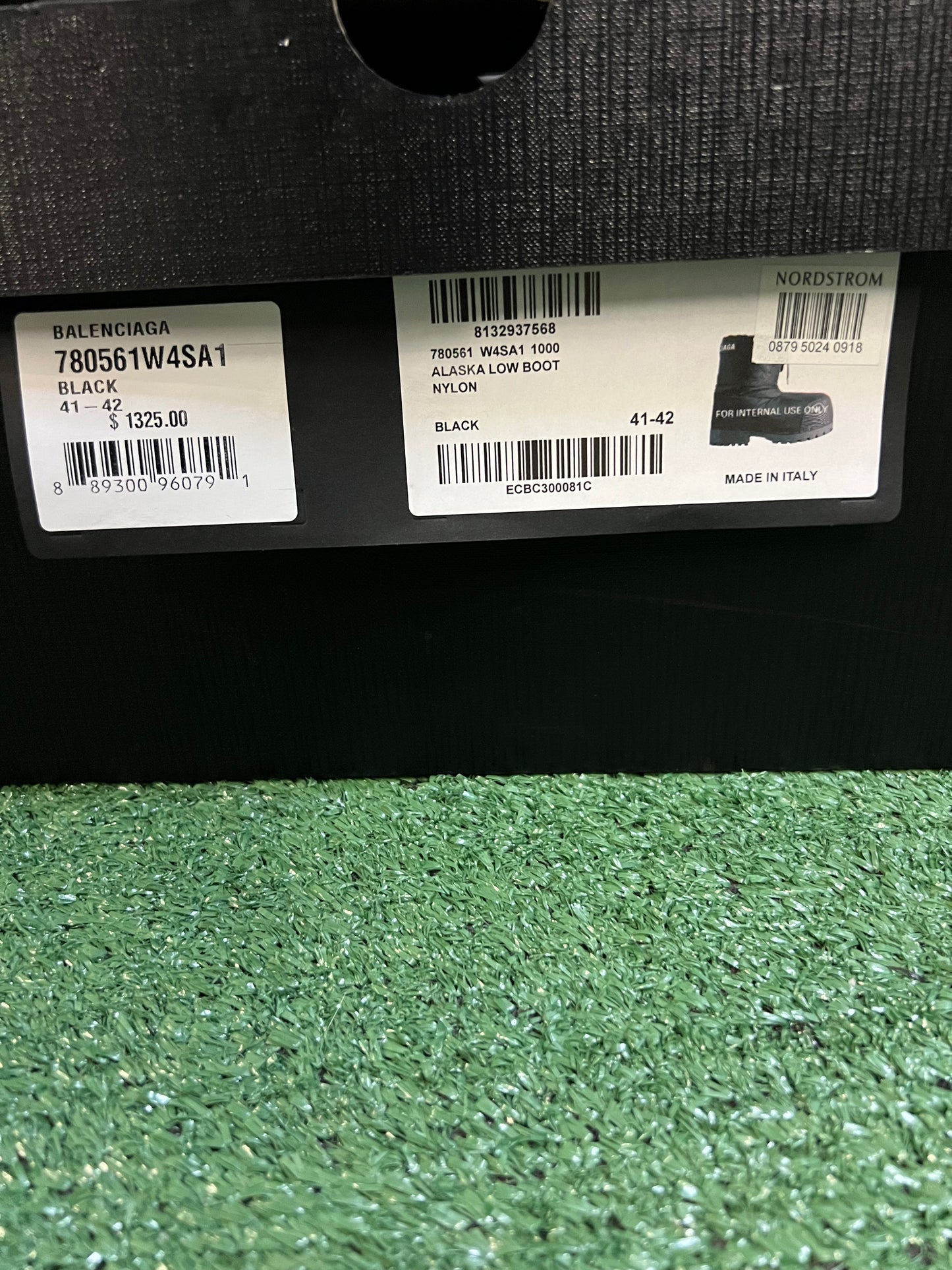 Balenciaga Alaska low boot size 11men/12.5women