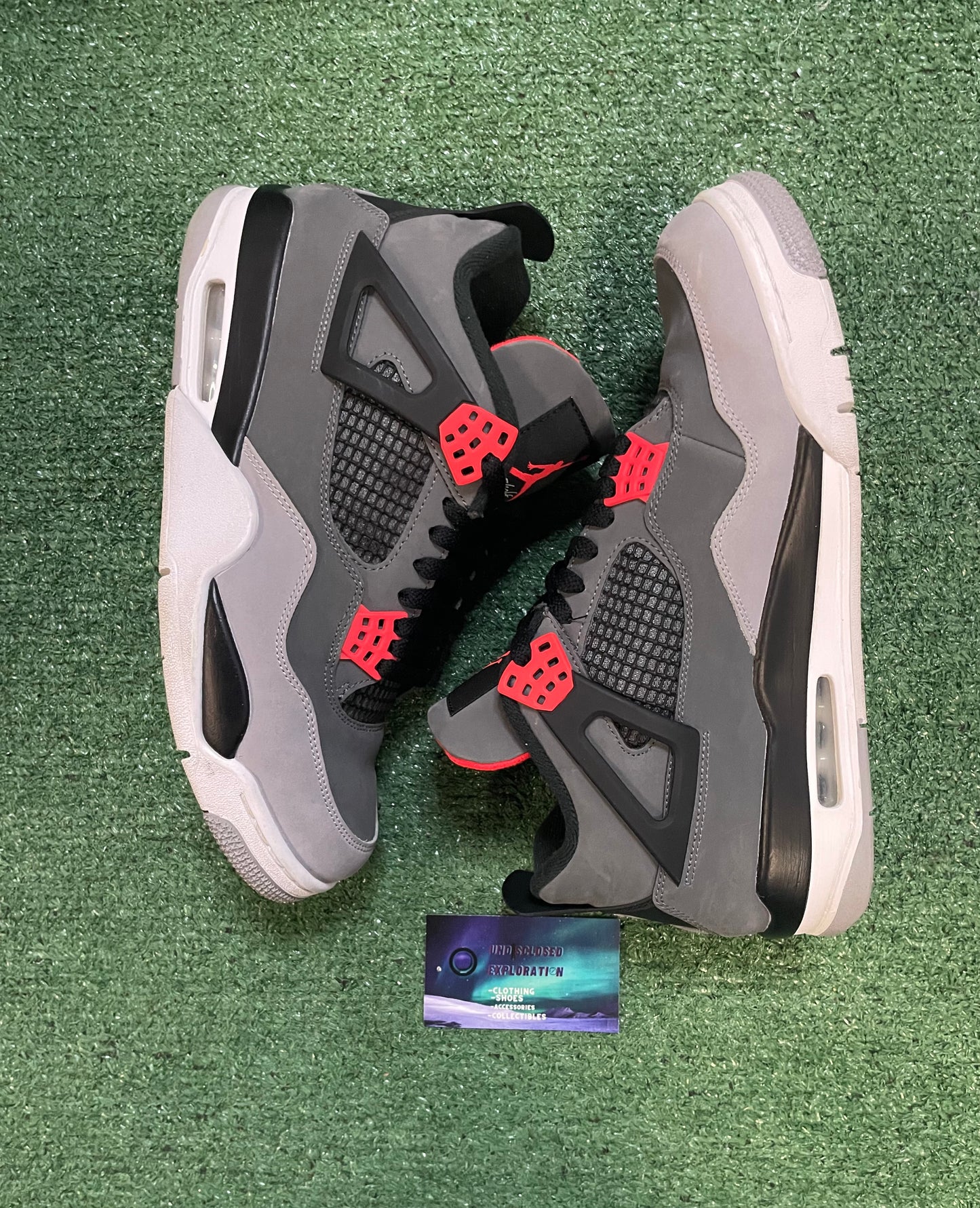 Air Jordan 4 infared size 10men/11.5women