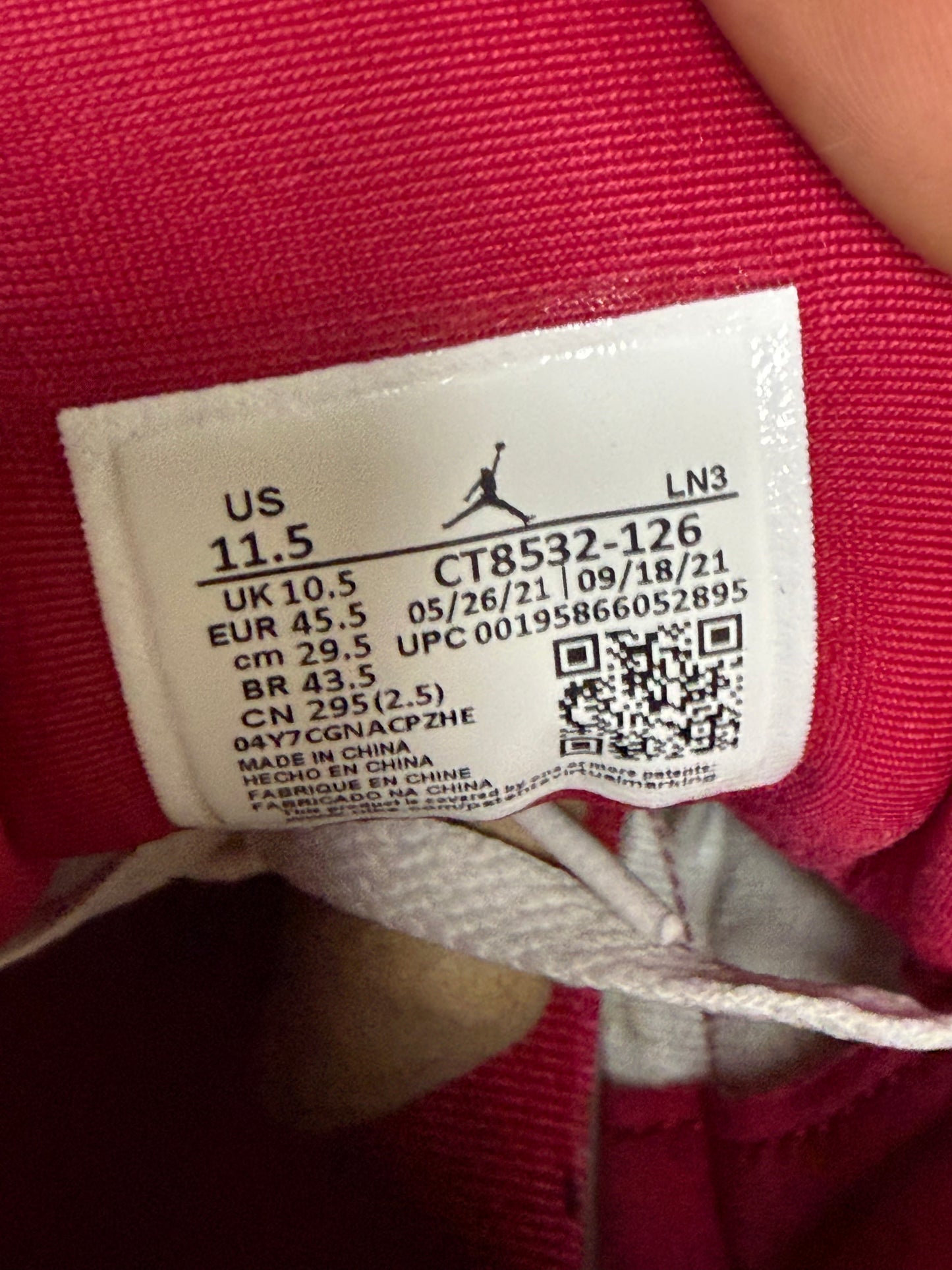 Jordan 3 Cardinal Red 11.5 Men/13 Women “Preowned”