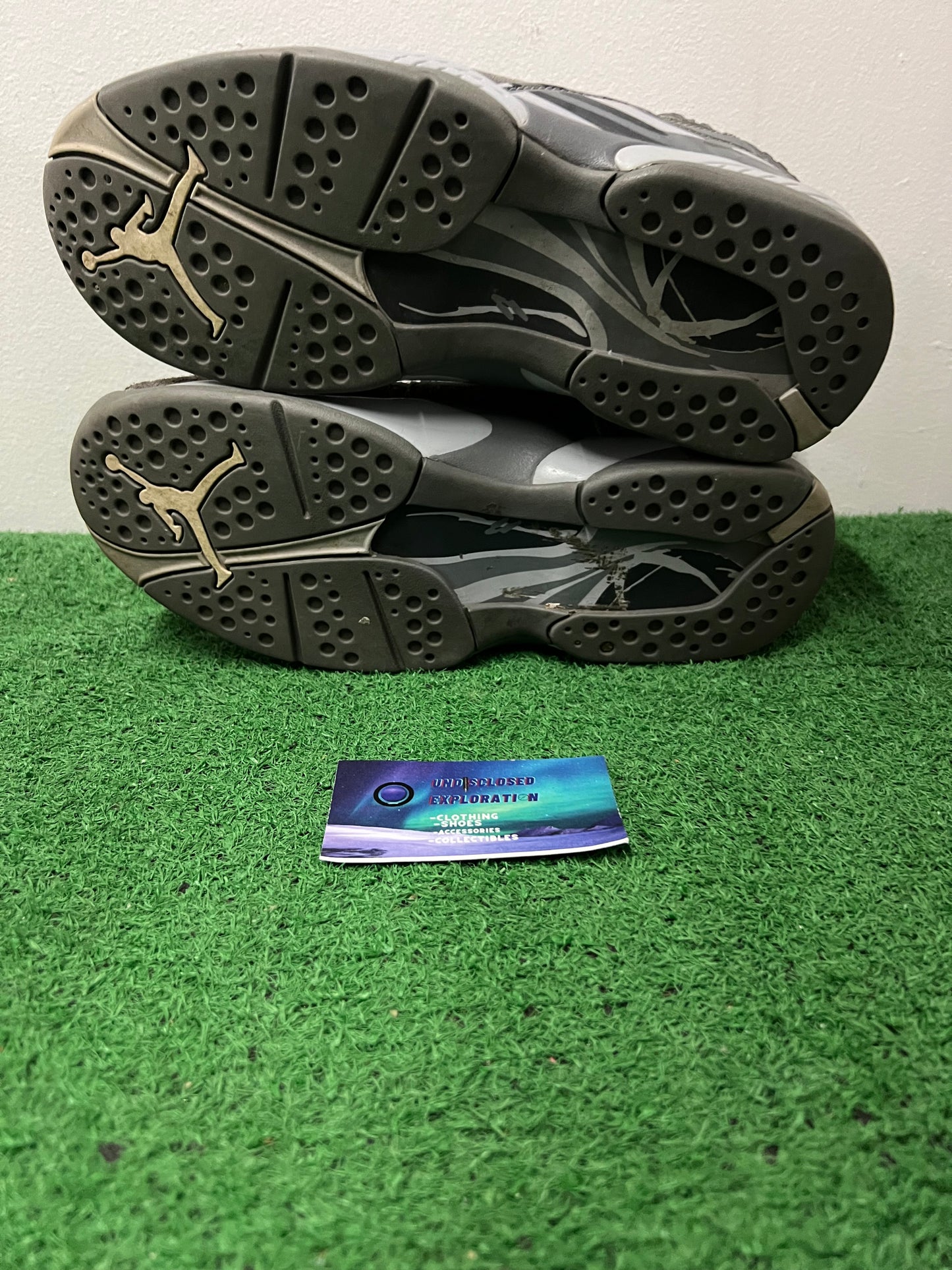 Jordan 8 cool grey size 9men/10.5women