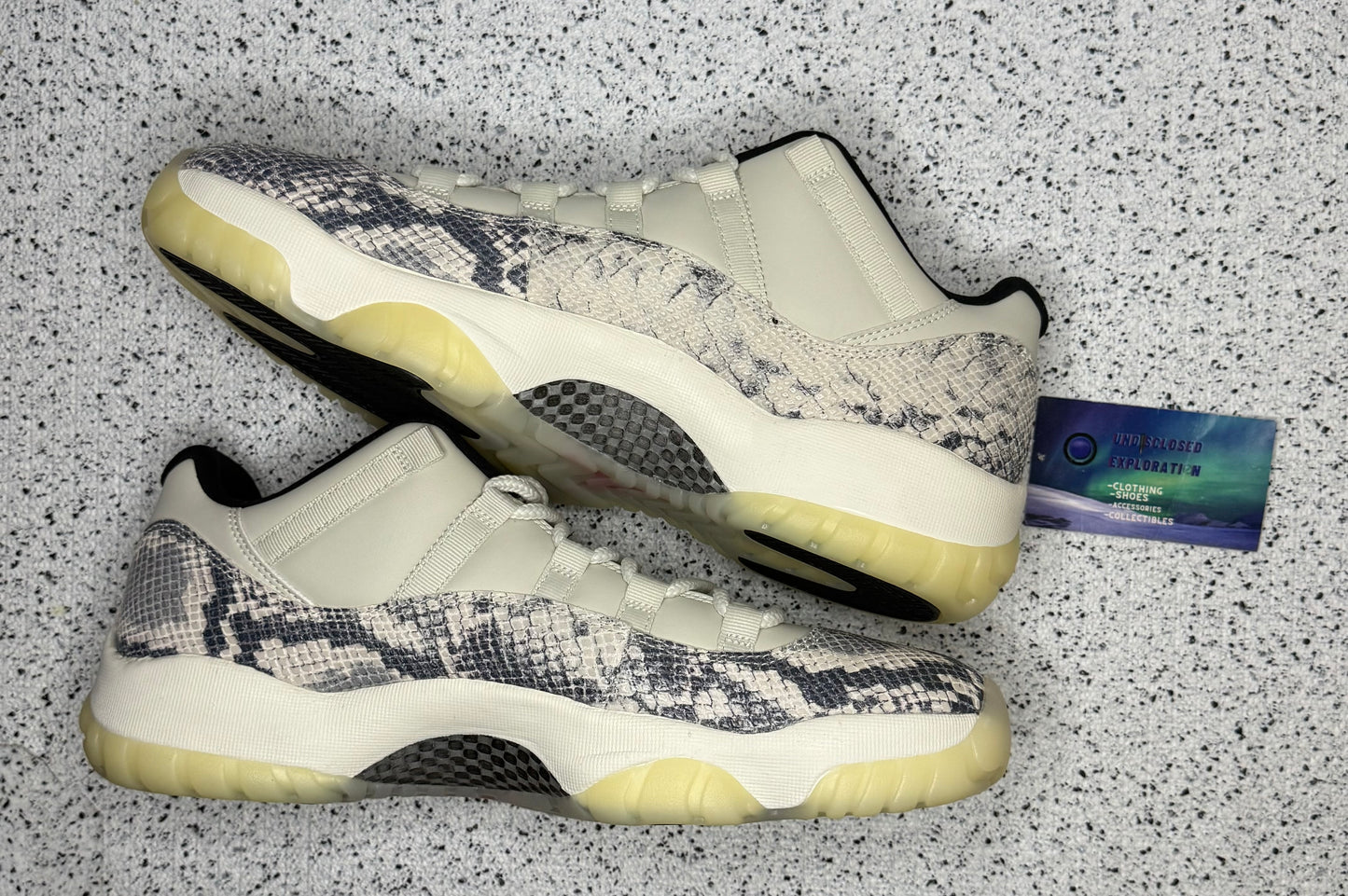 Jordan 11 Low Snake Skin Light Bone