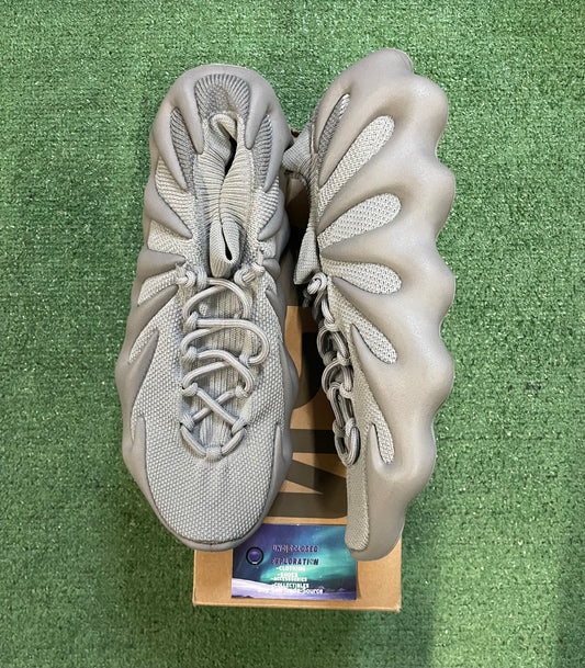 Yeezy 450 stone salt size 13men/14.5women