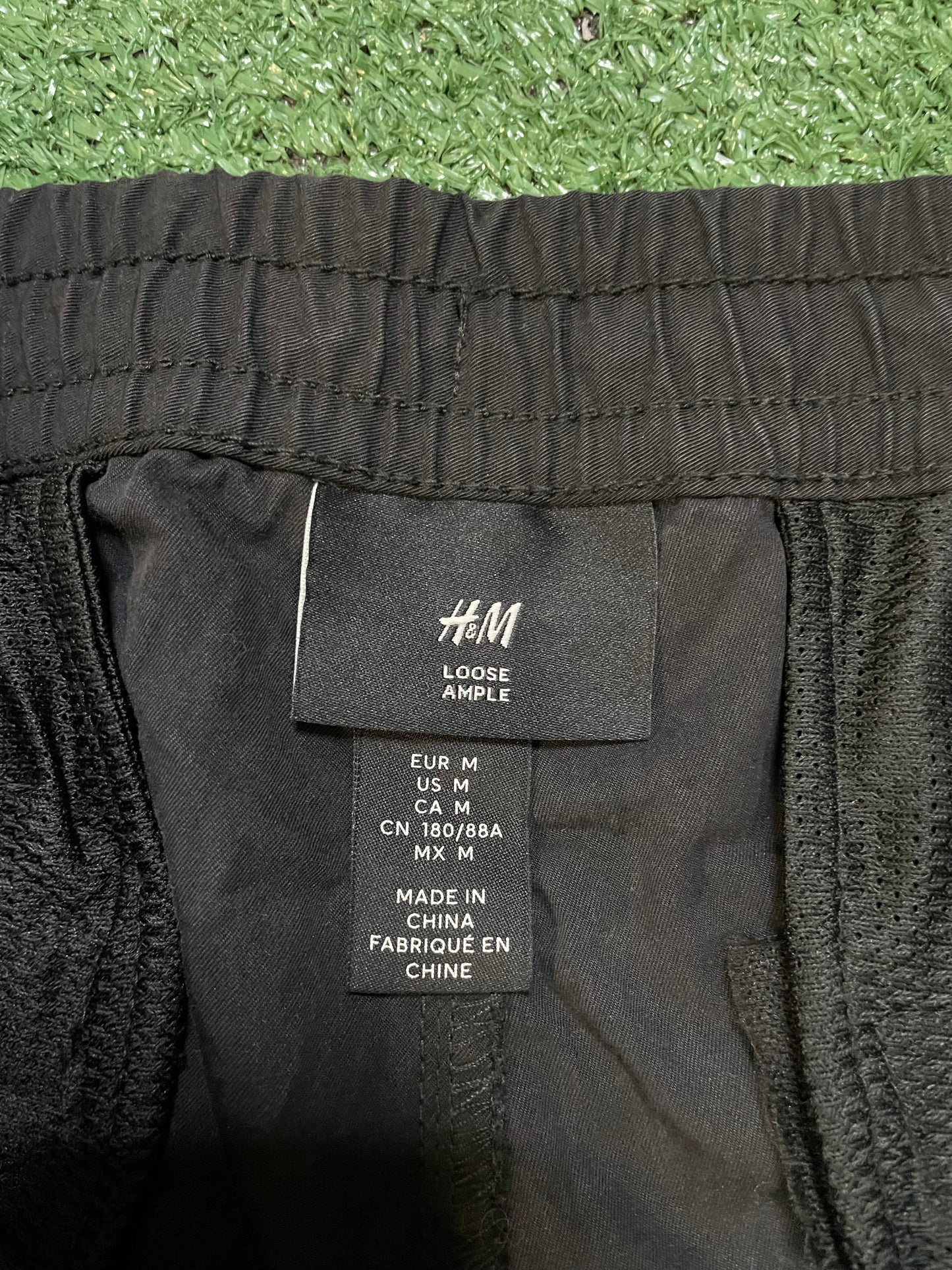 H&M black pants