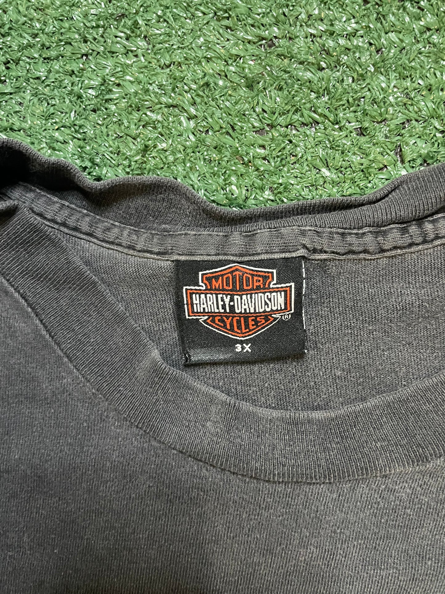 Vintage 2000s Harley Davidson grey wings tee