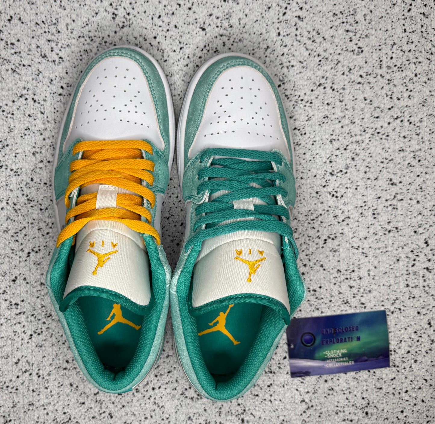 Jordan 1 Low New Emerald 7 Youth/8.5women “Preowned”