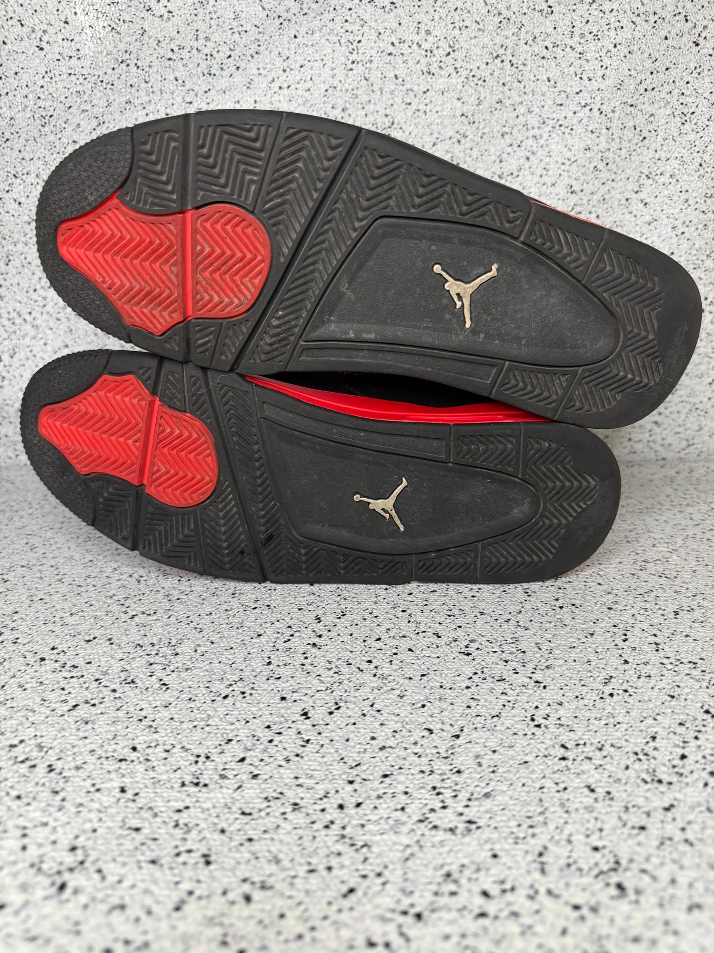 Jordan 4 Red Thunder 11.5 Men/13 Women “Preowned”