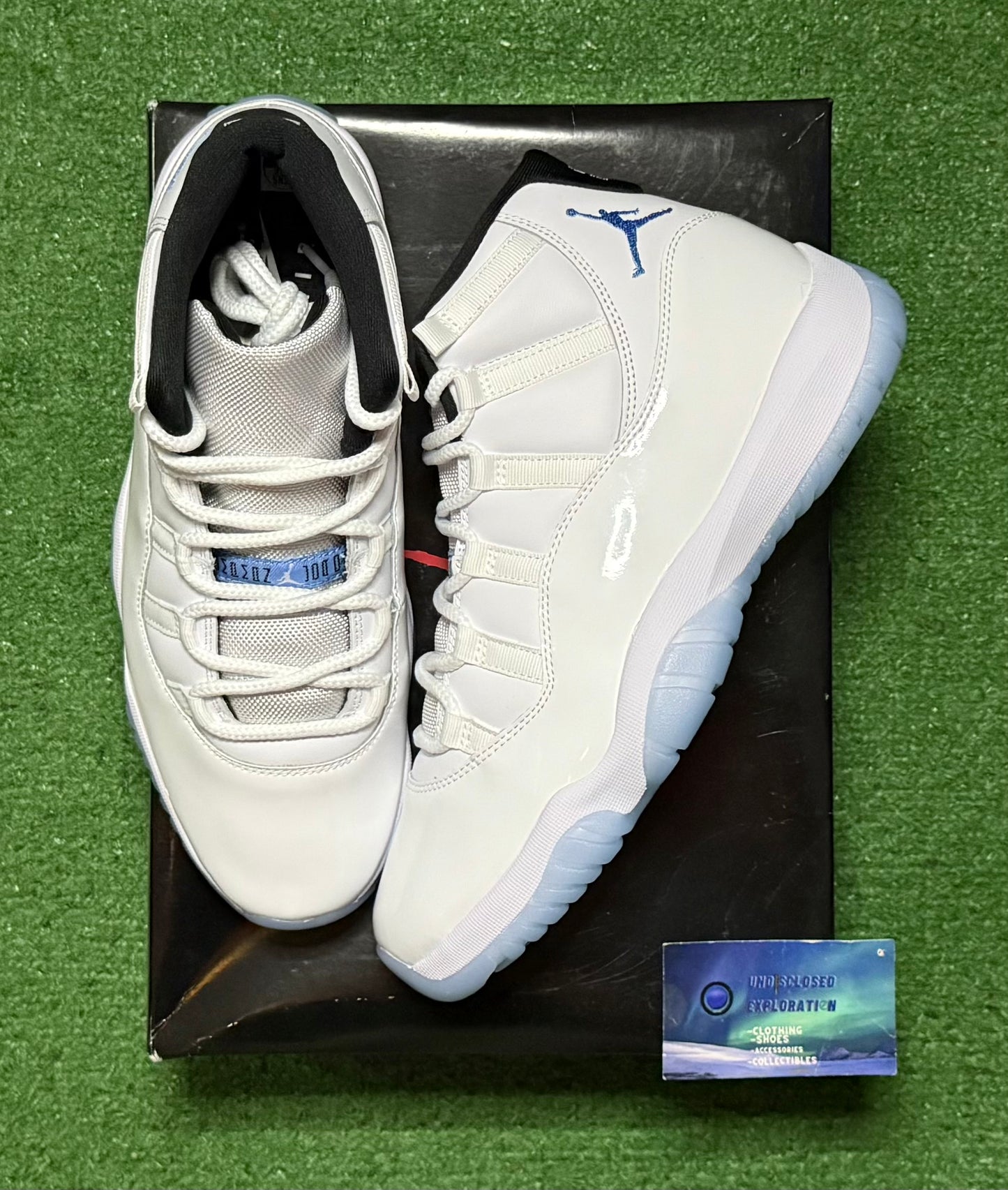 Jordan 11 Legend Blue