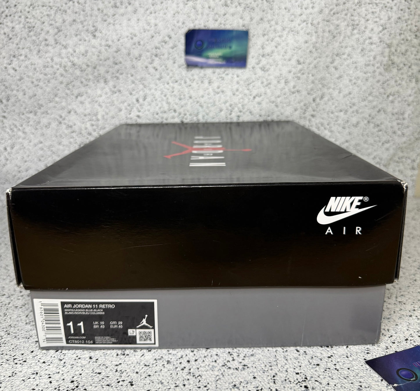 Jordan 11 Legend Blue