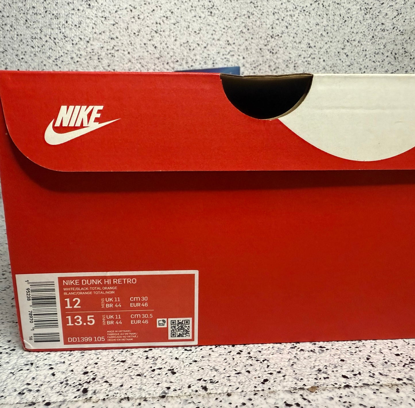 Nike Dunk High Black White Panda