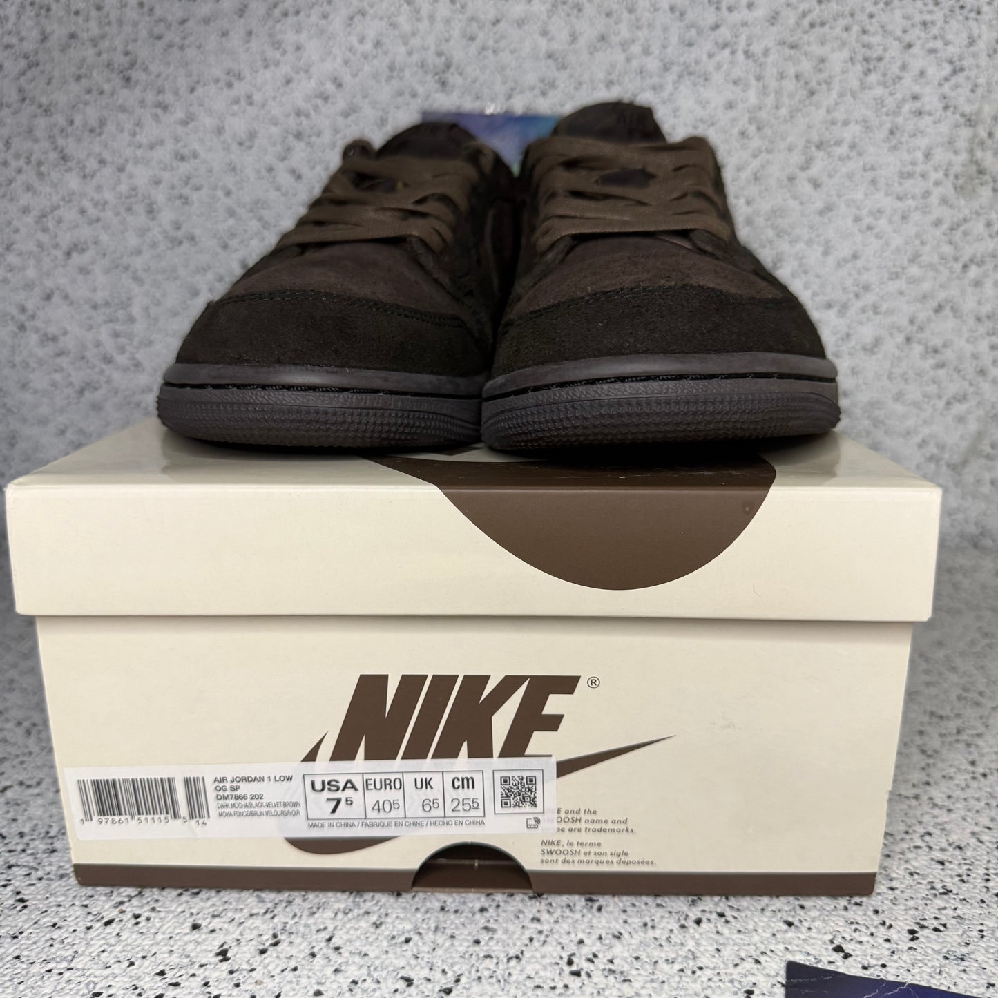 Jordan 1 Low Travis Scott Velvet 7.5 Men “Preowned”