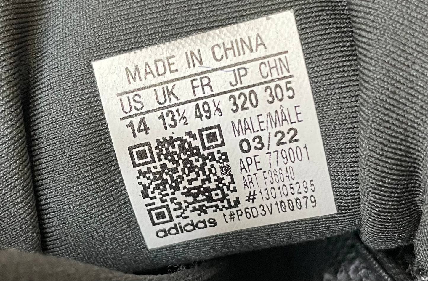 Yeezy 500 Utility black size 14men/15.5women