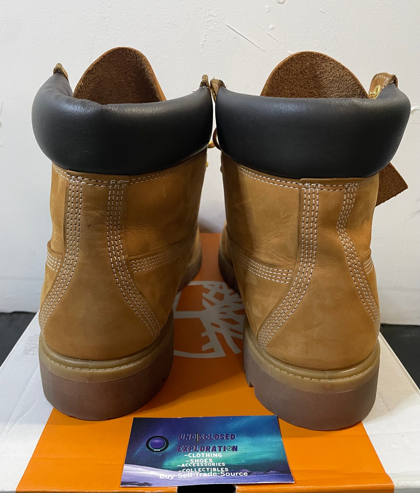 Timberland 6 inch wheat boot size 11men/12.5women