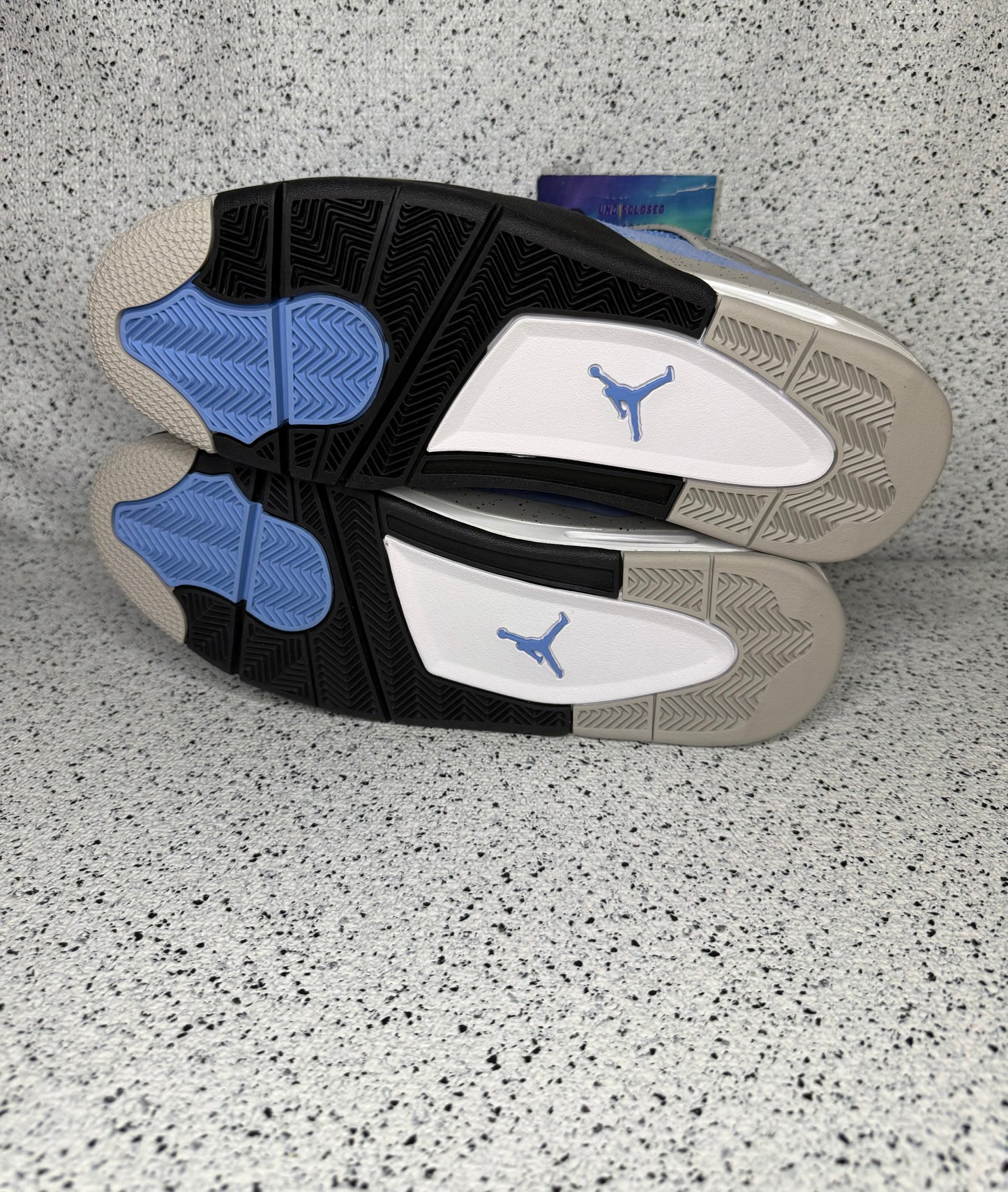 Jordan 4 University Blue