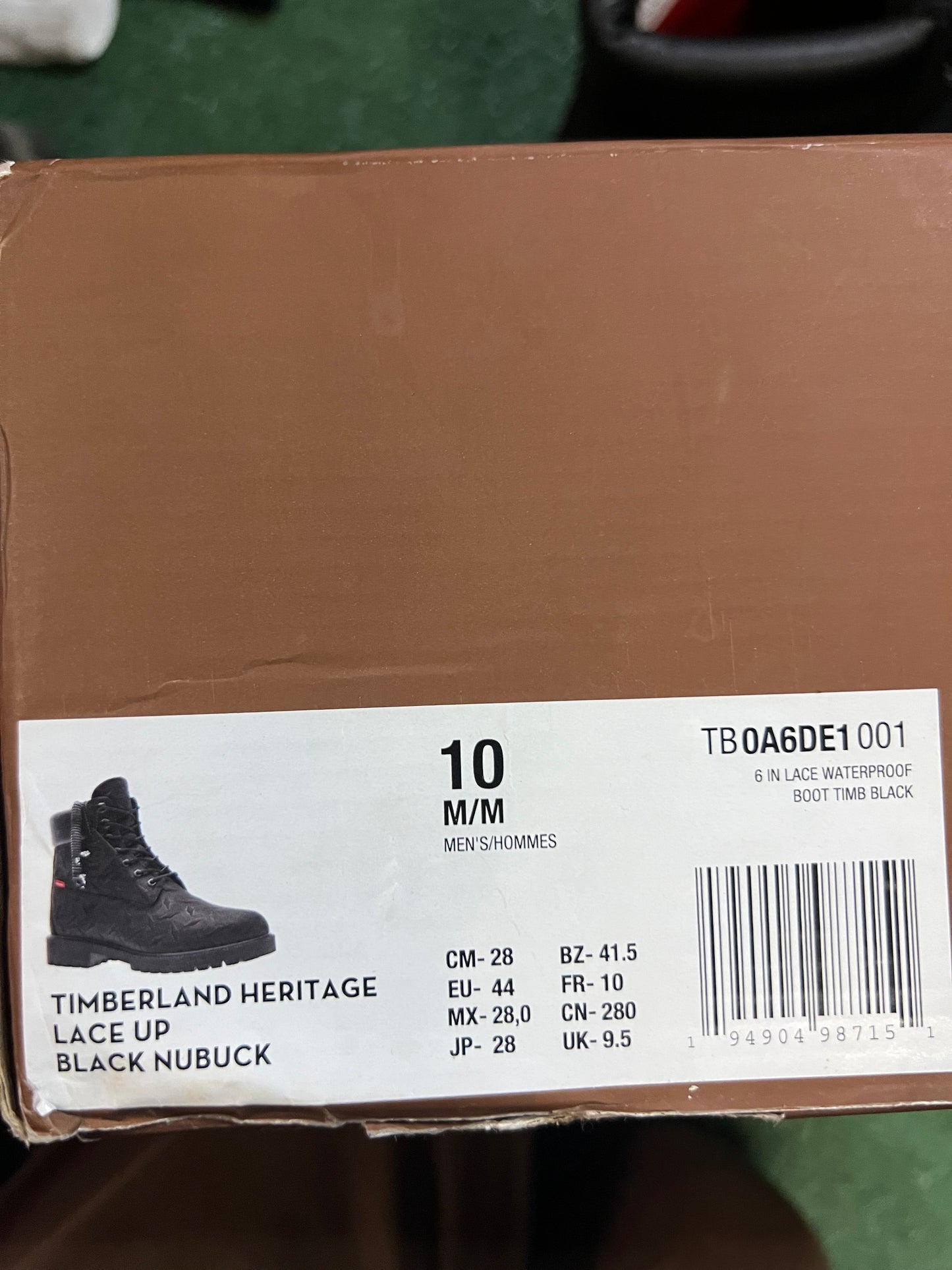 Supreme X timberland black diamond plate size 10men/11.5women