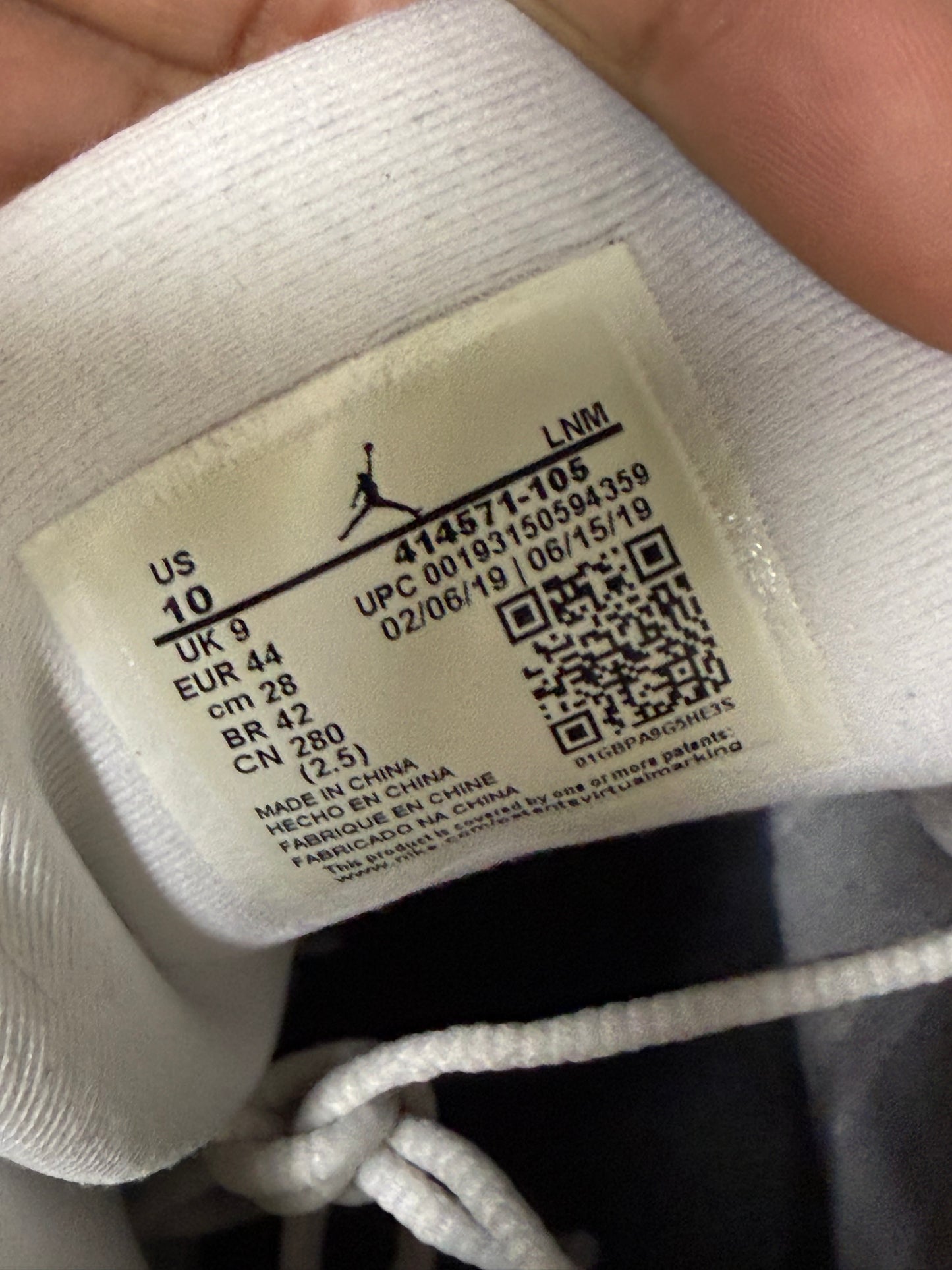 Jordan 13 Lakers 10 Men/11.5 Women “Preowned”