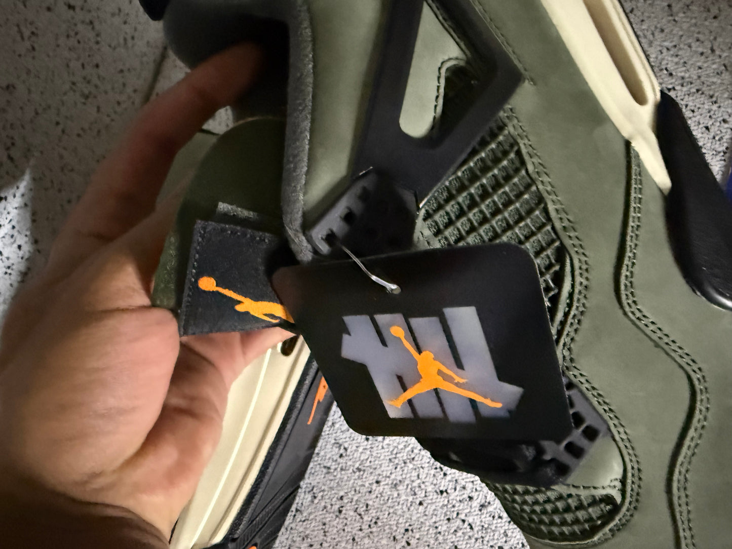 Jordan 4 Undefeated