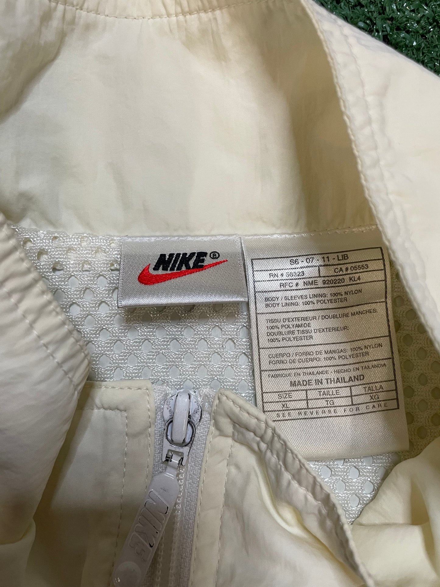 Vintage 1990s Nike USA Olympic track and field embroidered jacket