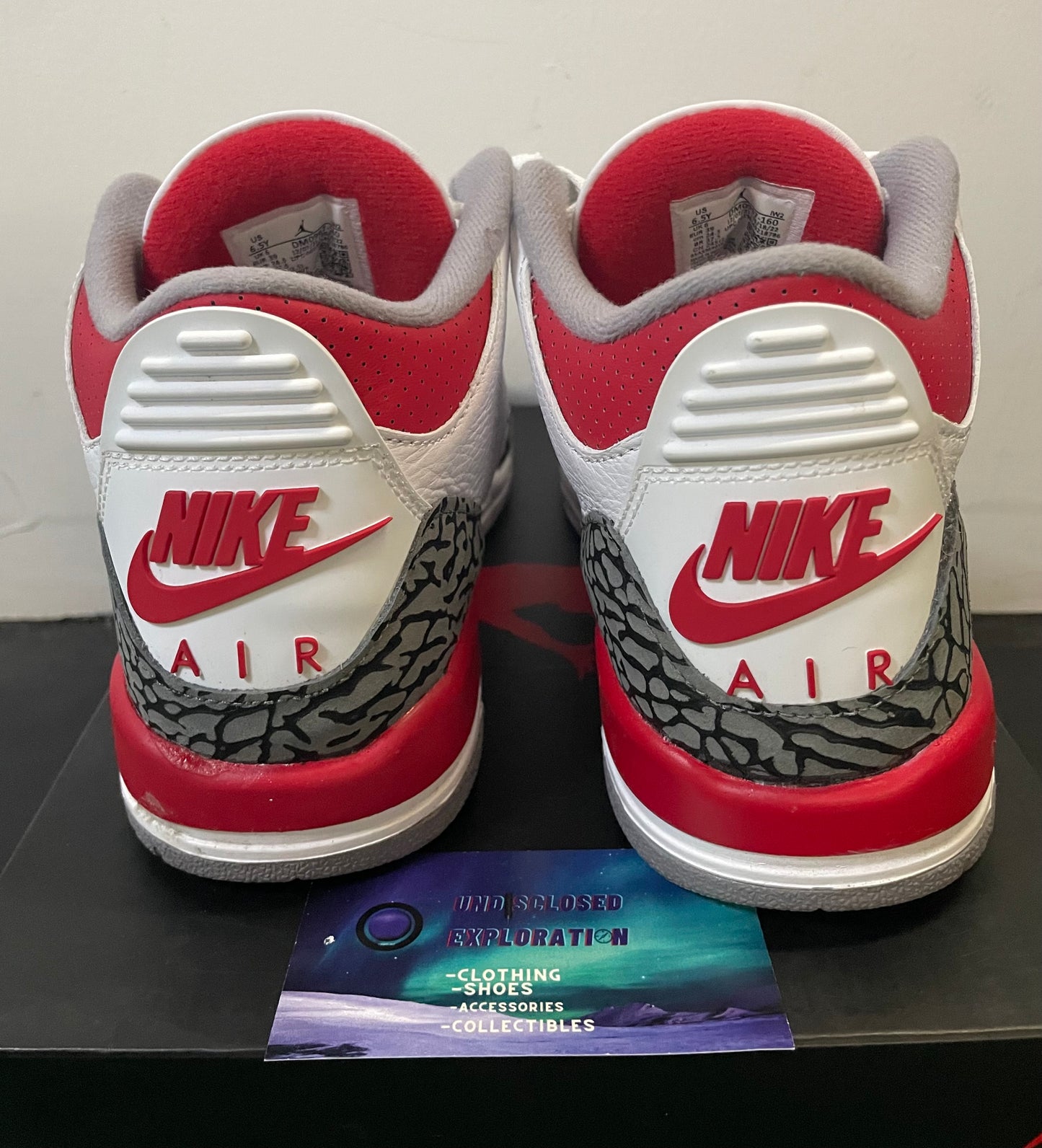 Air Jordan 3 fire red 2022 size 6.5youth/8women