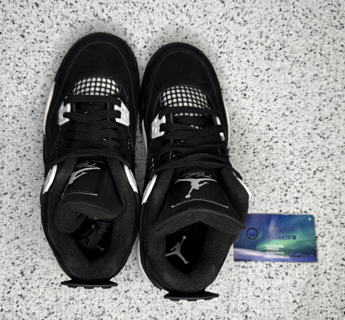 Jordan 4 Thunder