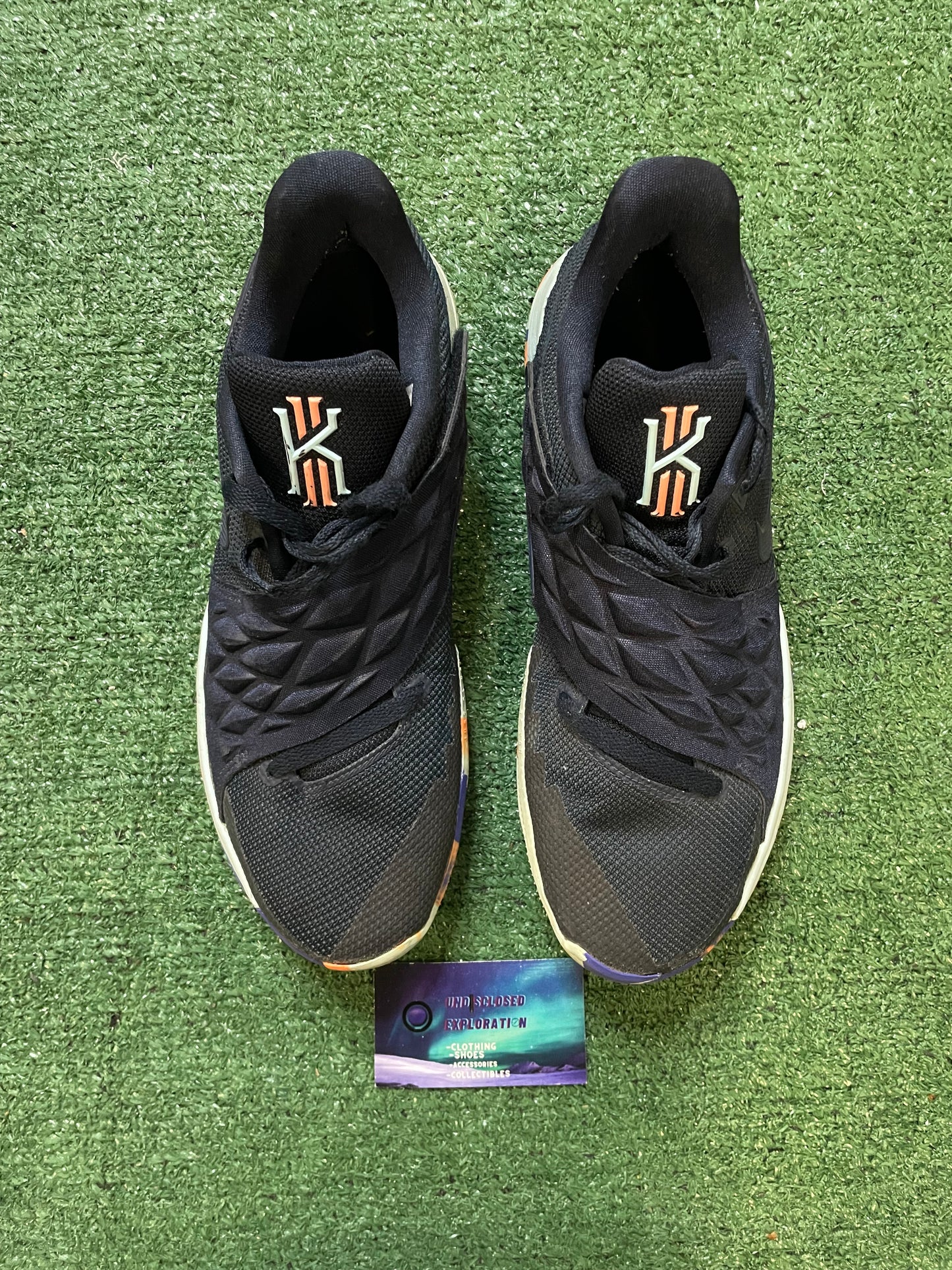 Nike Kyrie 1 low knicks size 10men/11.5women