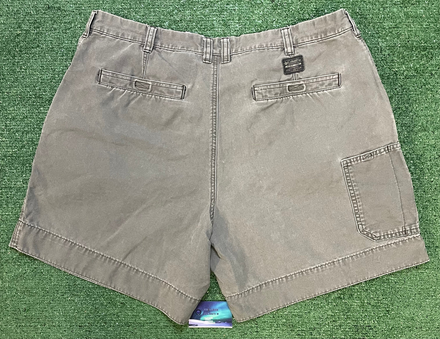 Columbia grey utility shorts