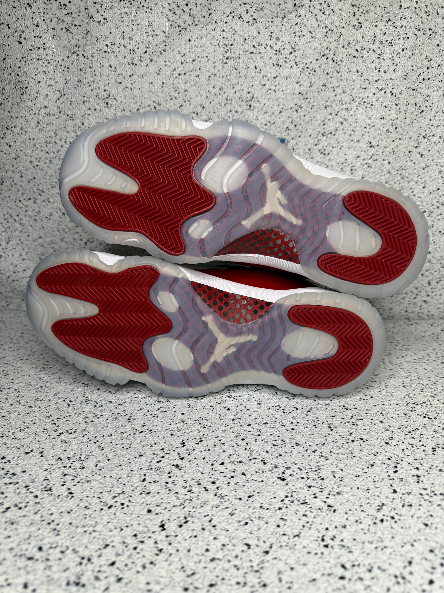 Jordan 11 Cherry