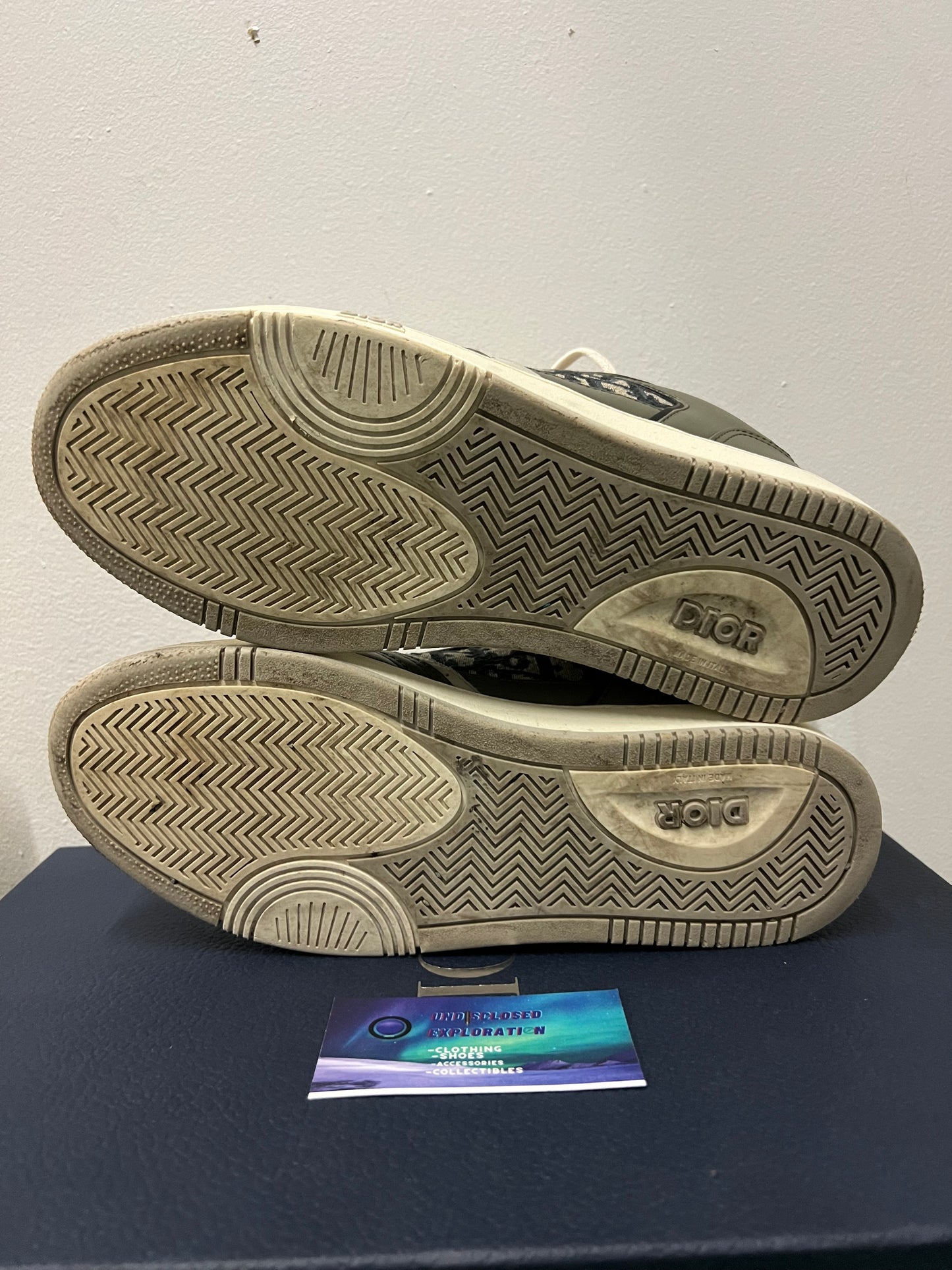 Dior B27 low olive size 9men/10.5women(EU 42)