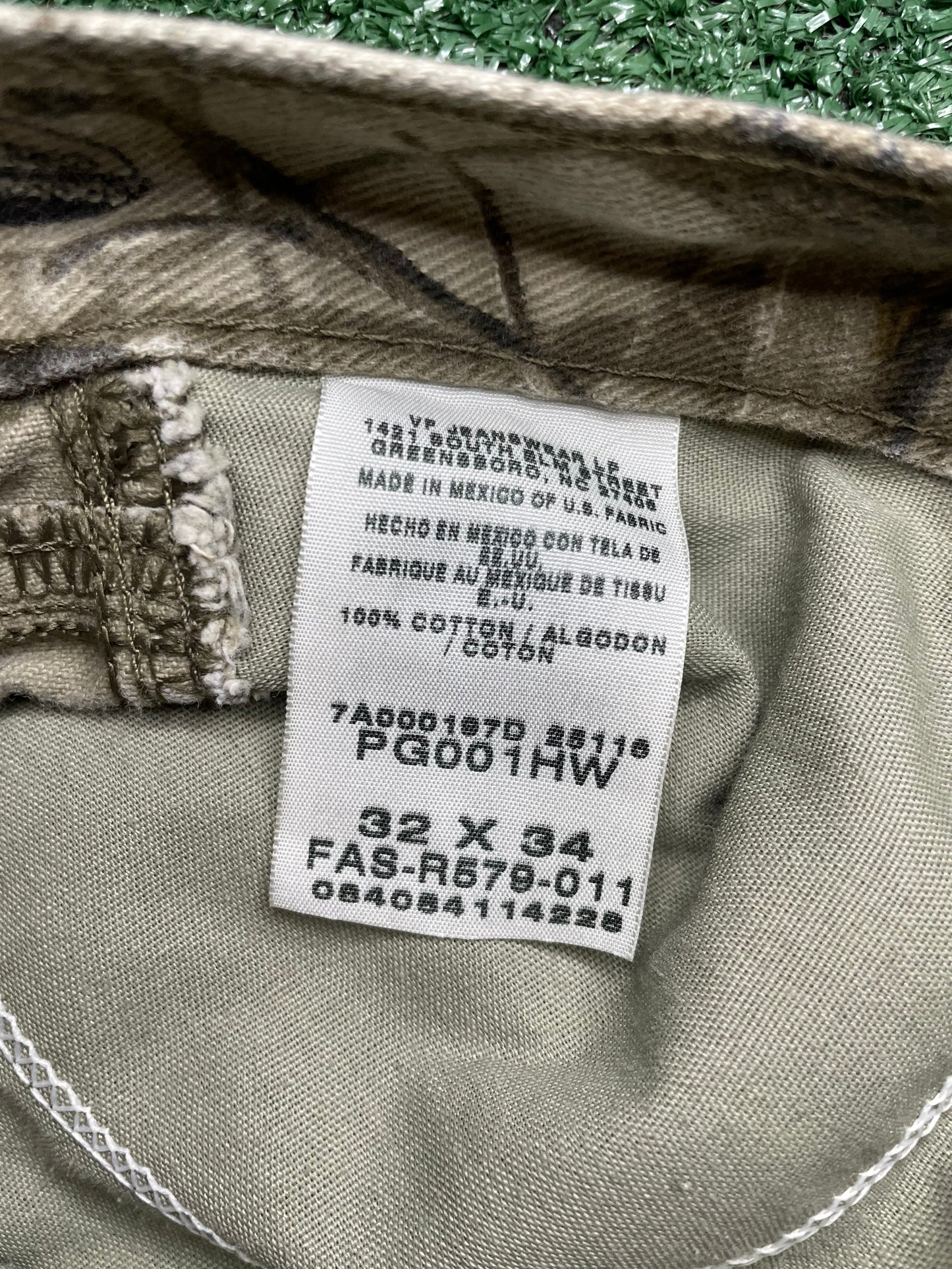 Vintage 2000s wrangler camouflage pants