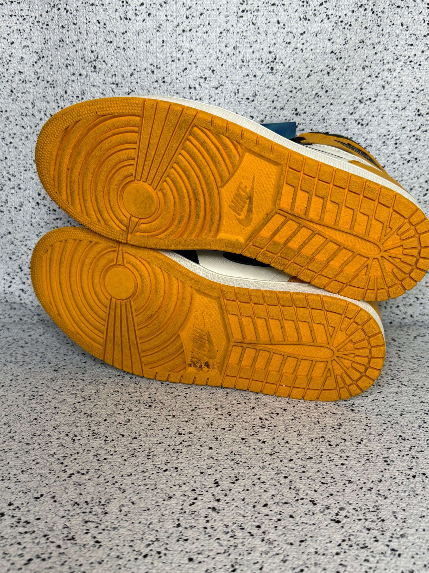 Jordan 1 Yellow Toe Taxi 10 Men/11.5 Women “Preowned”