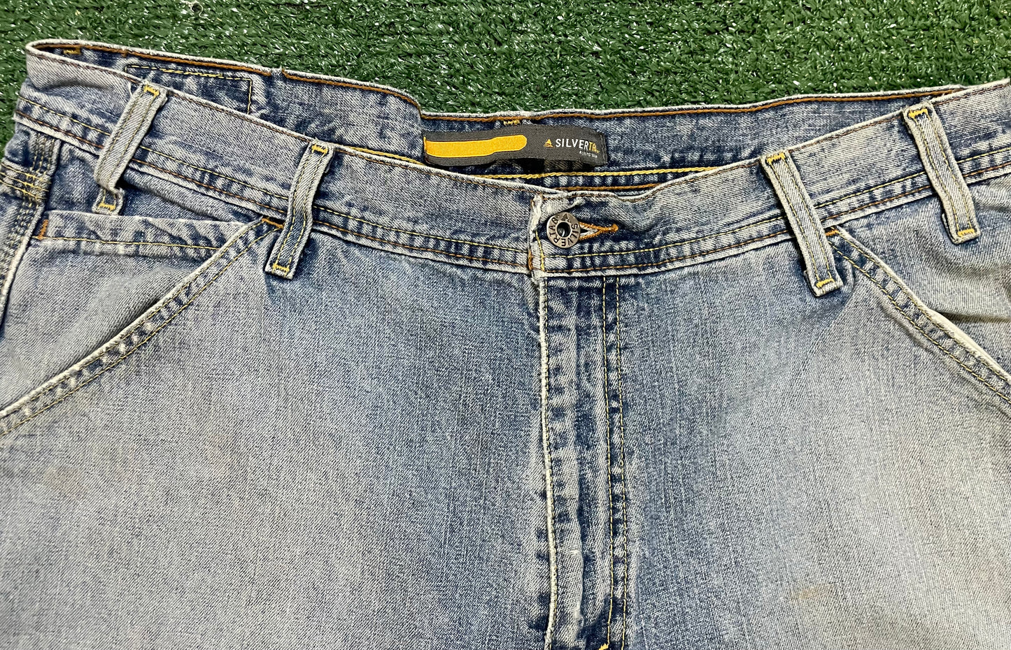 Vintage Levi Silvertab light wash Jeans