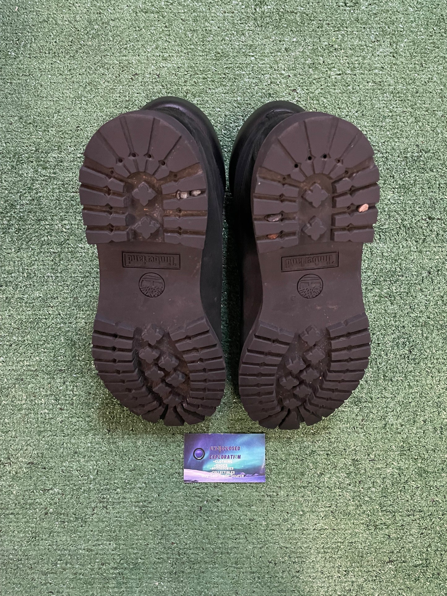 Timberland 6 Inch Black boot size 11men/12.5women