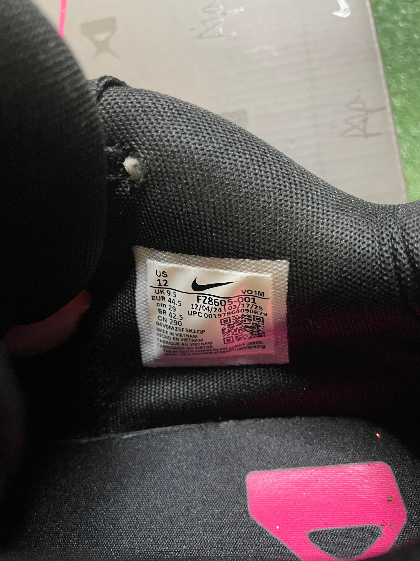 Nike Aja Wilson A’one Leo lights size 10.5men/12women