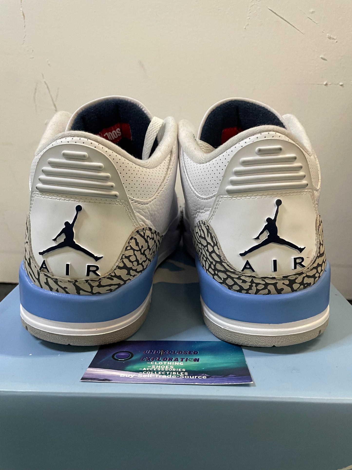 Air Jordan 3 UNC size 10.5men/12women