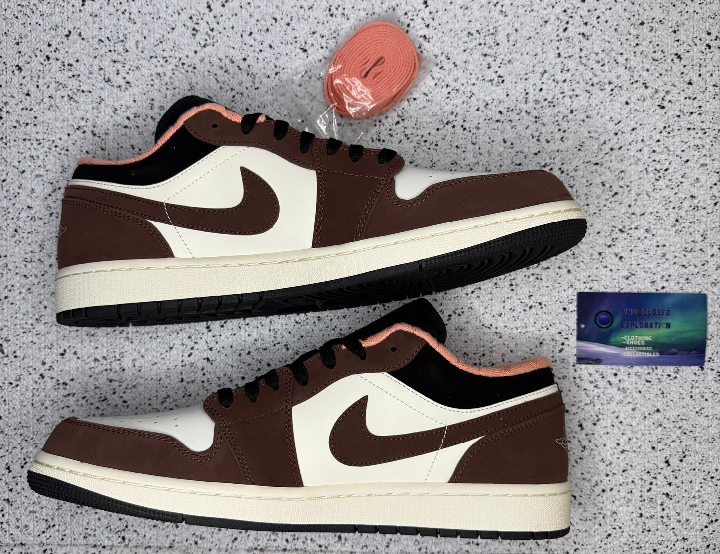 Jordan 1 Low Mocha