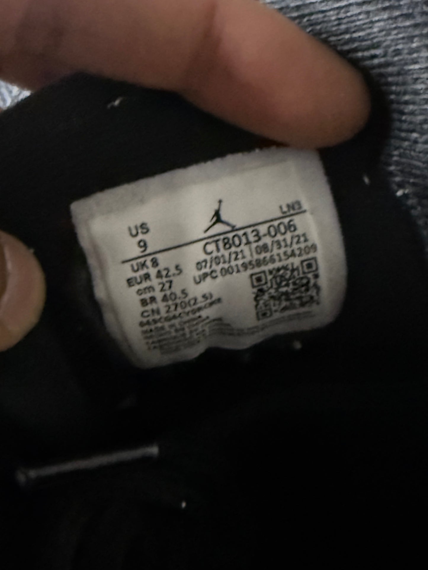 Jordan 12 Playoffs 9 Men/10.5 Women “Preowned”