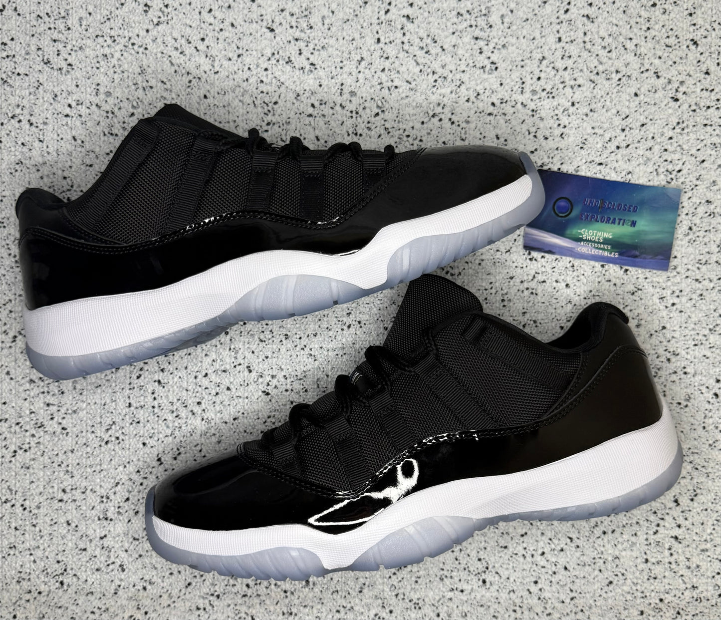 Jordan 11 Low Space Jam