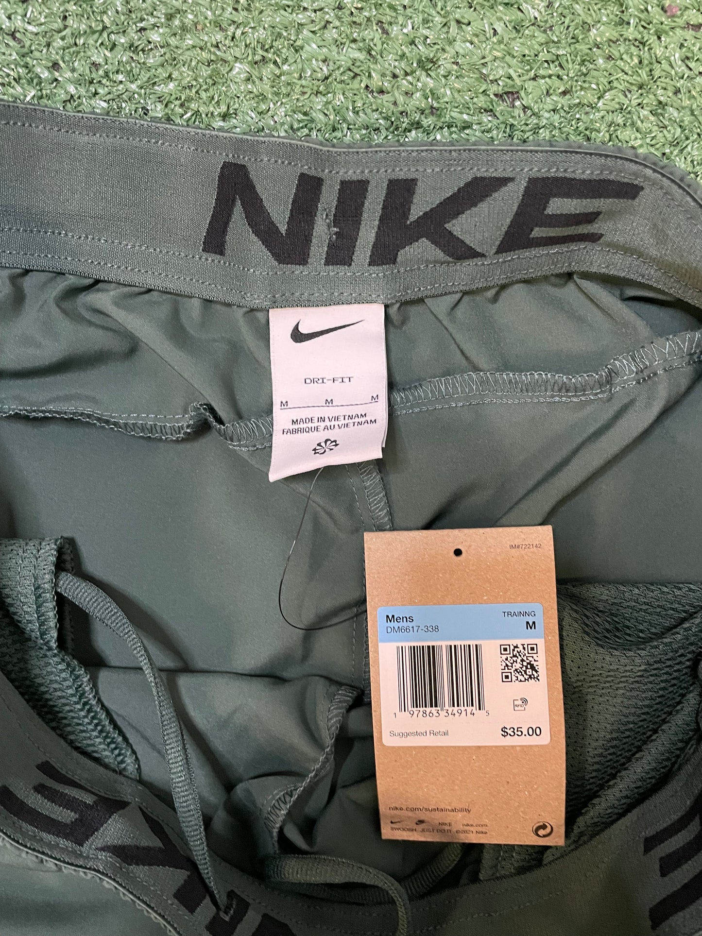 Nike flex woven green shorts
