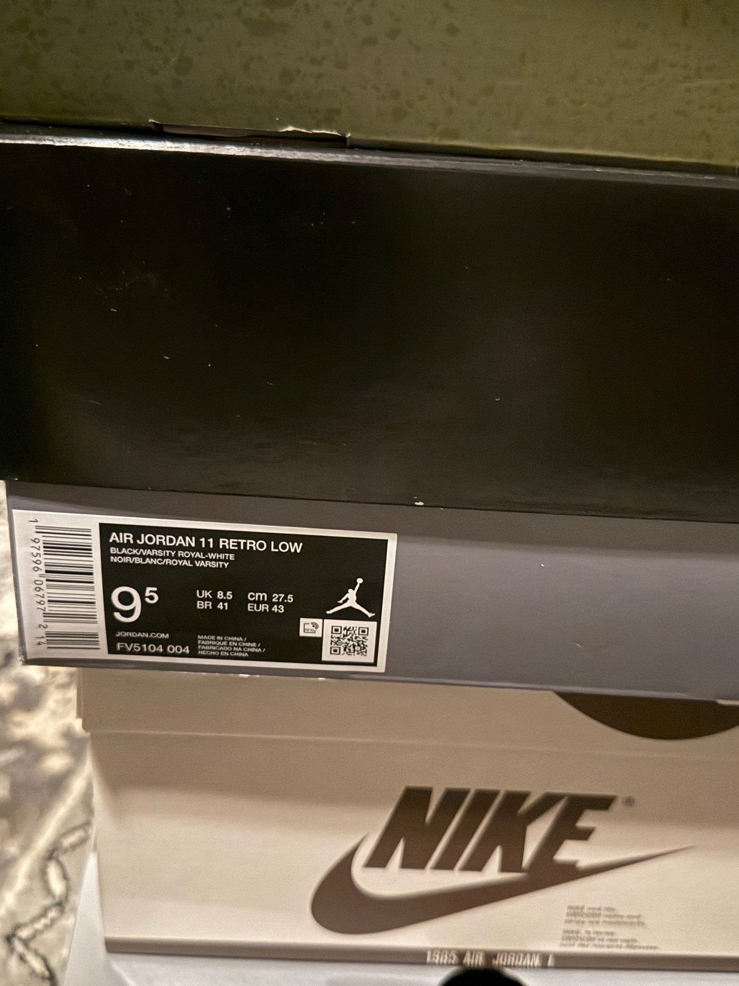 Jordan 11 Low Space Jam