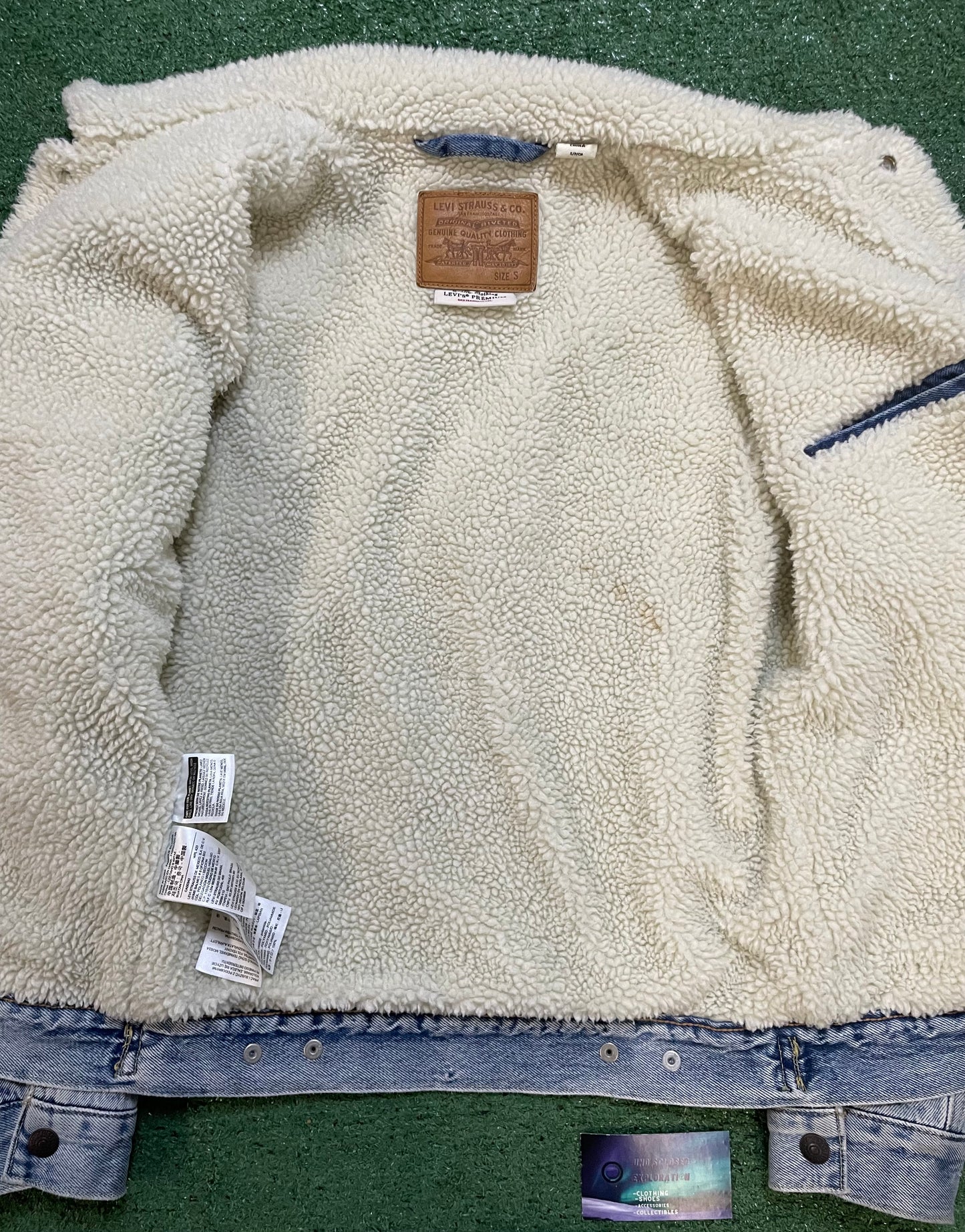 Levi premium Sherpa jean jacket