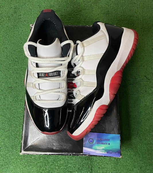 Jordan 11 low concord bred size 10men/11.5women