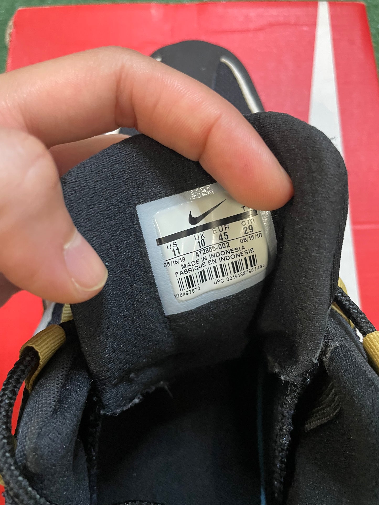 Nike Air Max 95 OG black gold size 11men/12.5women