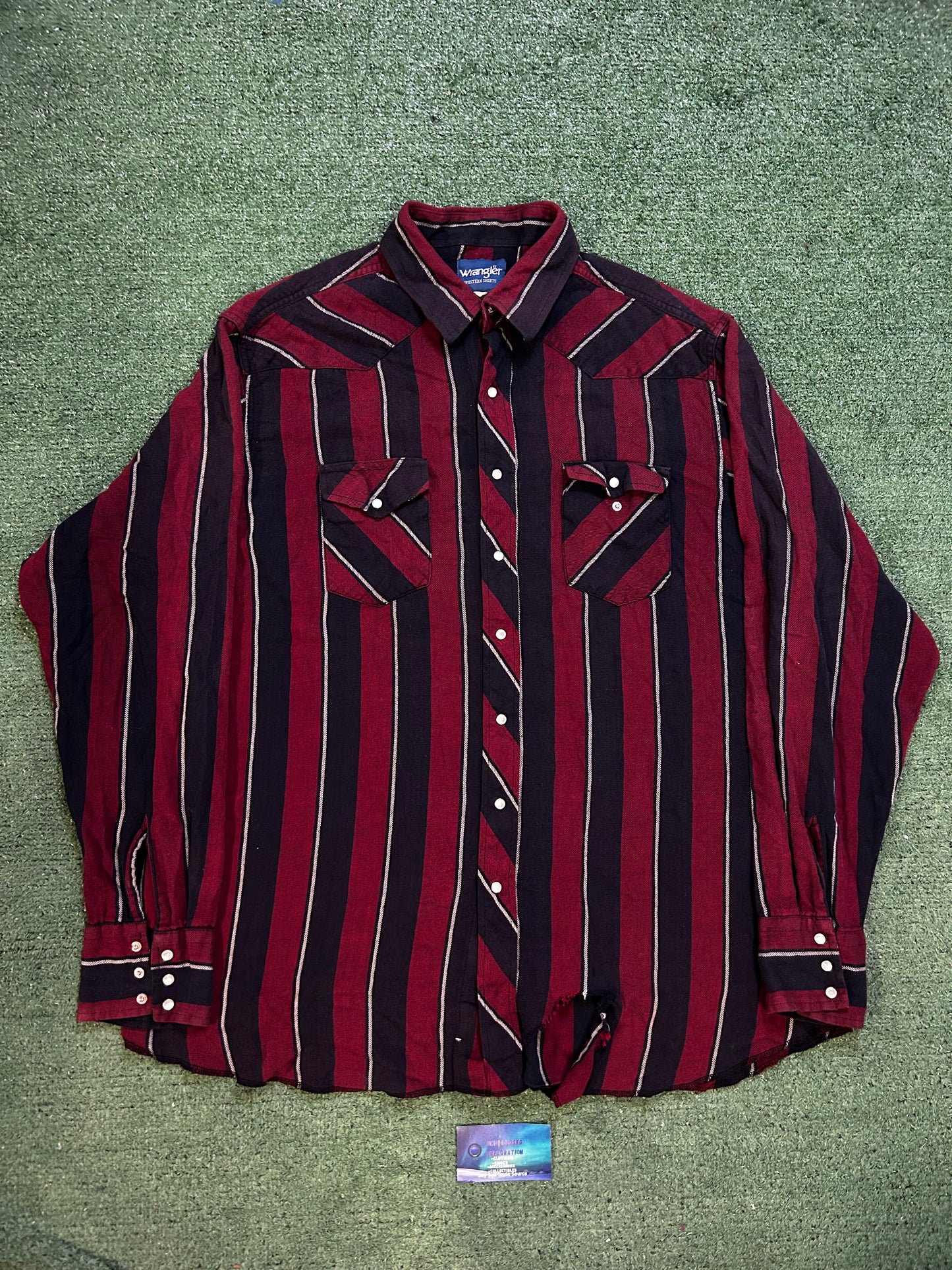 Vintage 1990s wrangler pearl snap button up