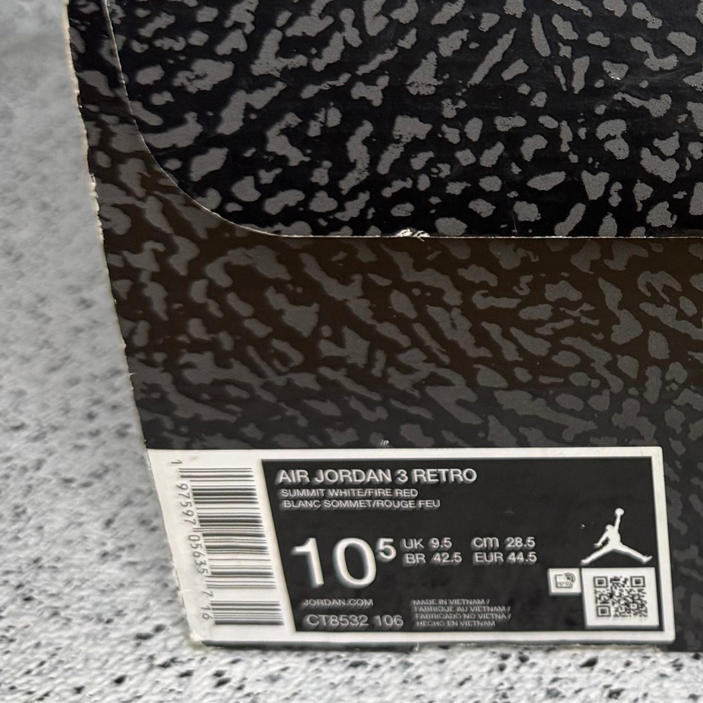 Jordan 3 Cement Grey