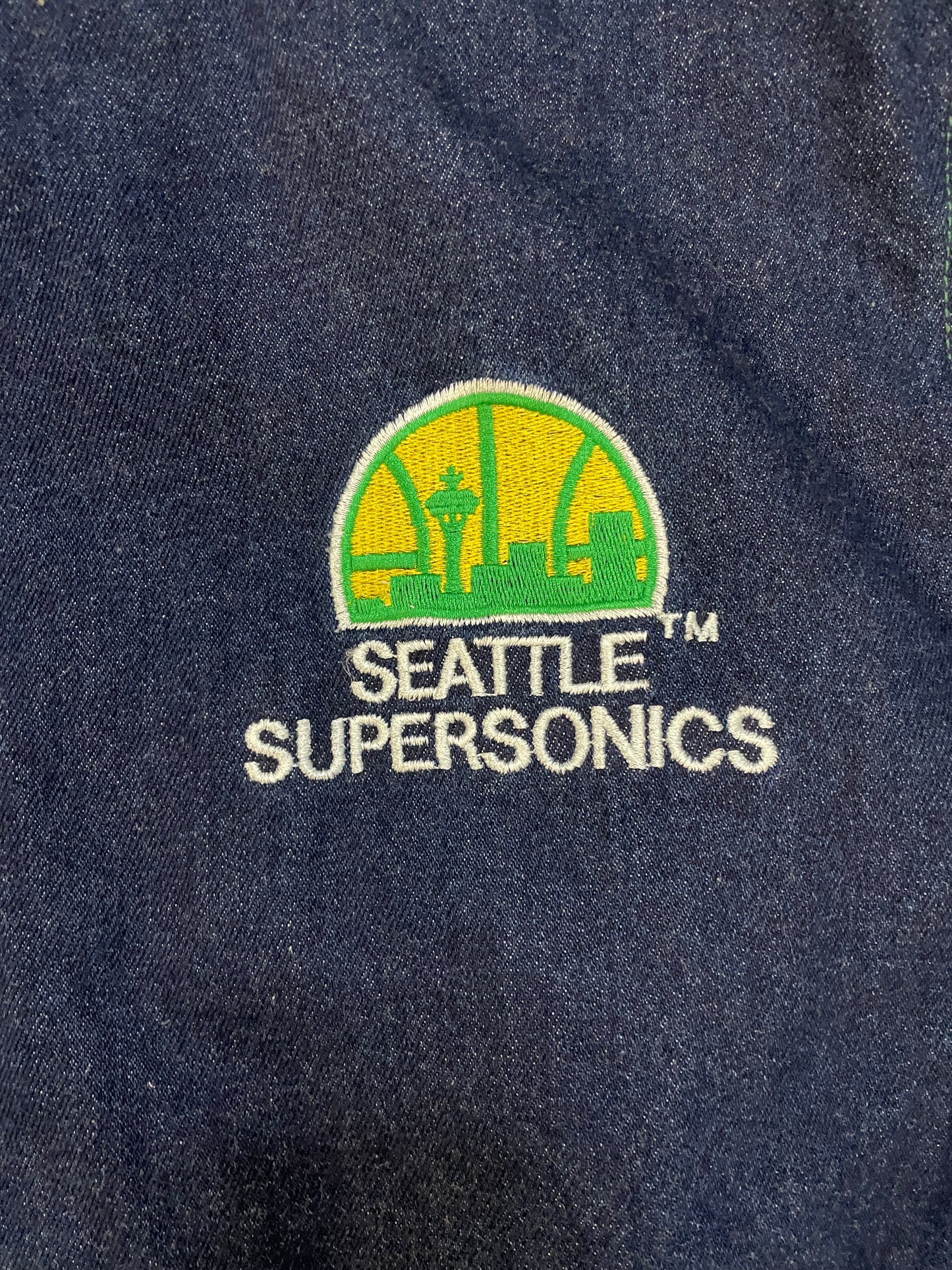 Vintage 1990s Seattle supersonics denim jacket
