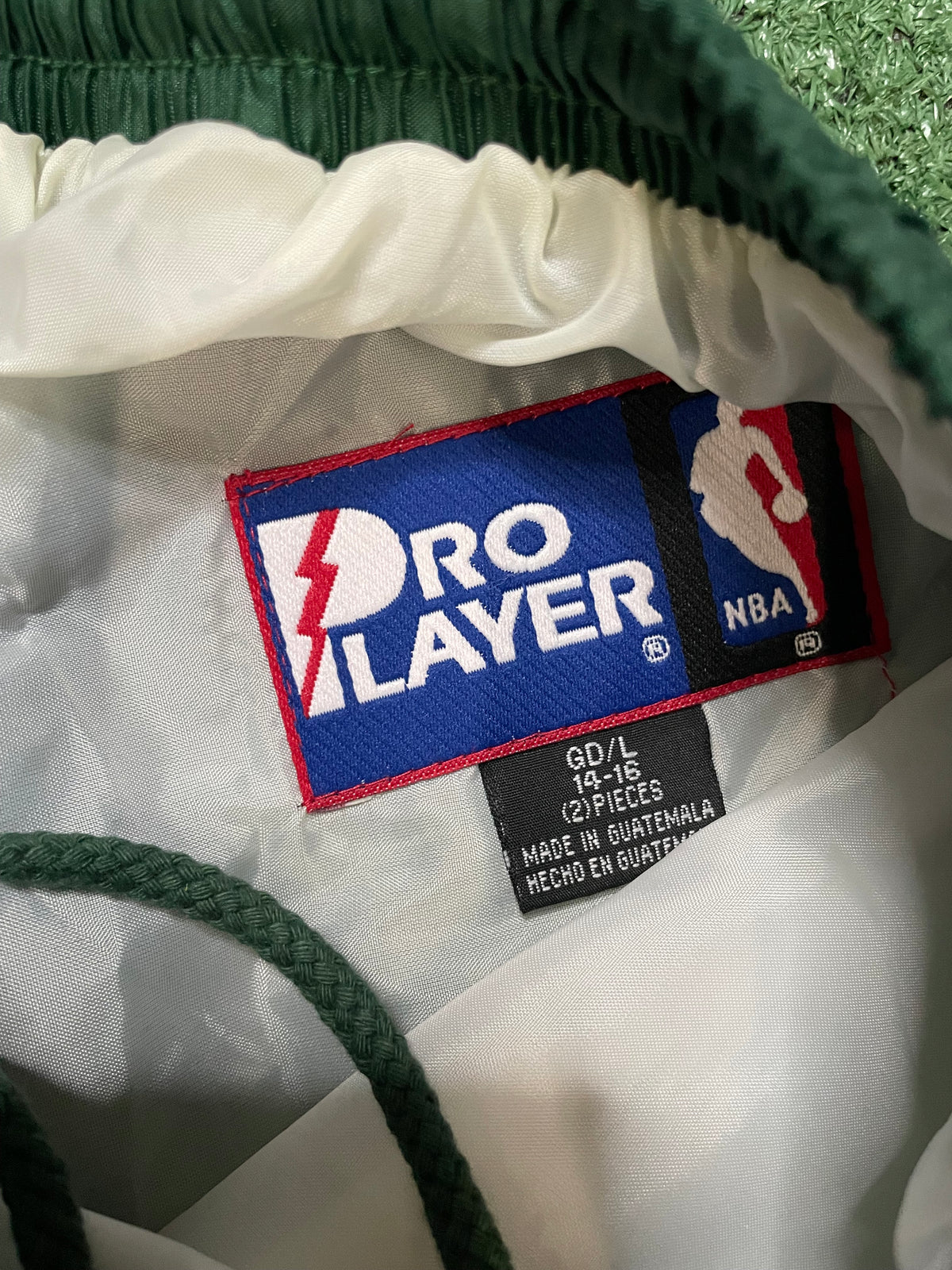 Vintage 1990s Seattle Sonics pro player youth Track suit