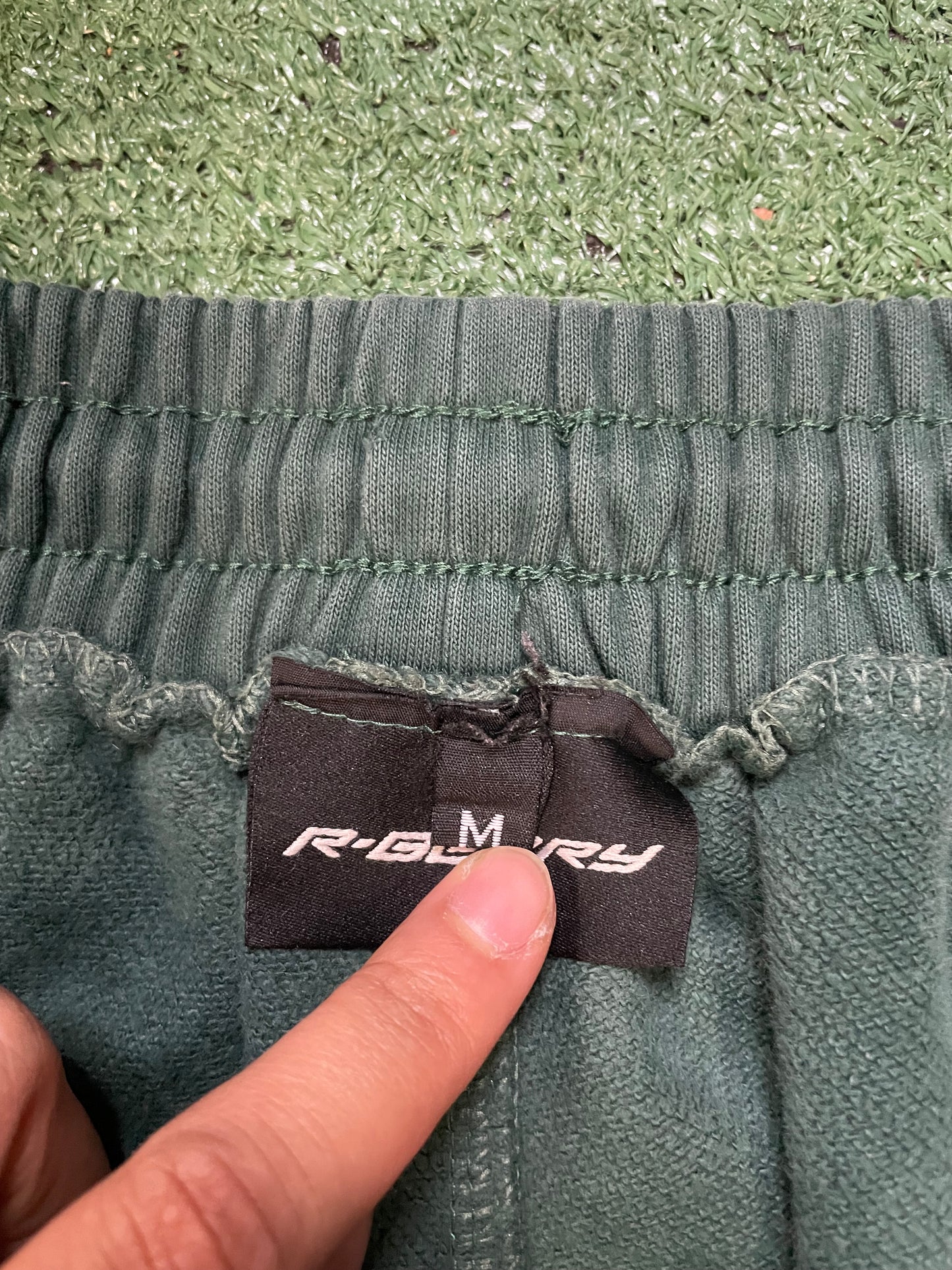 GV Gallery Lil Leon Green Camo Raspberry Hills sweatpants