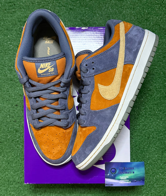 Nike Dunk SB Low Carbon Monarch 10.5 Men/12 Women “Preowned”
