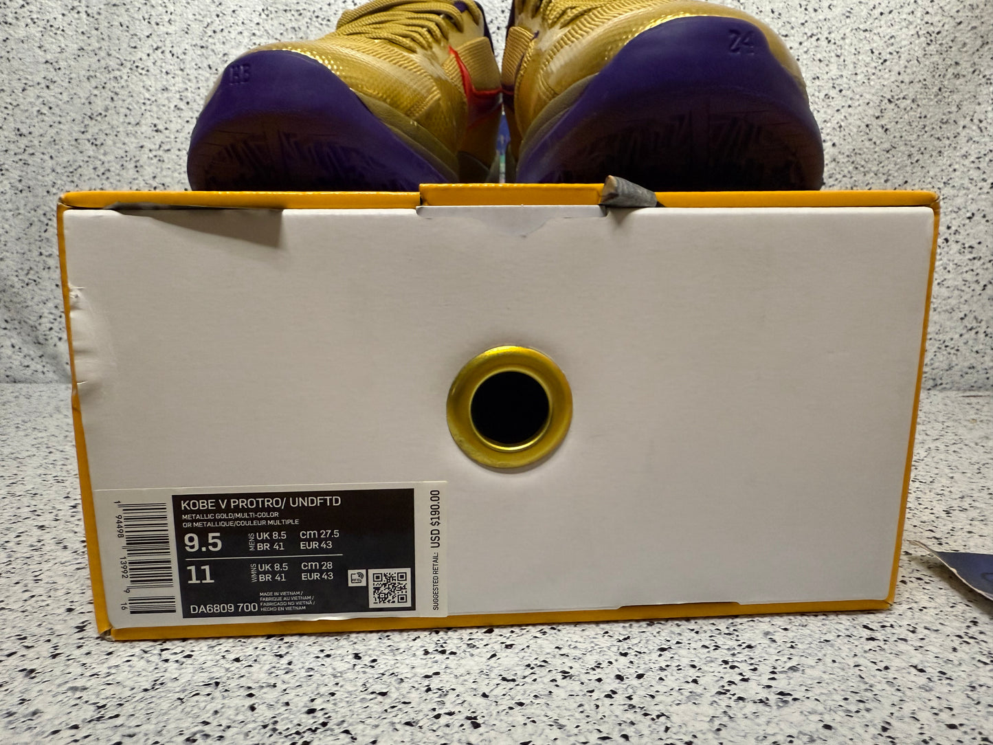 Nike Kobe 5 Undefeated Hall of Fame