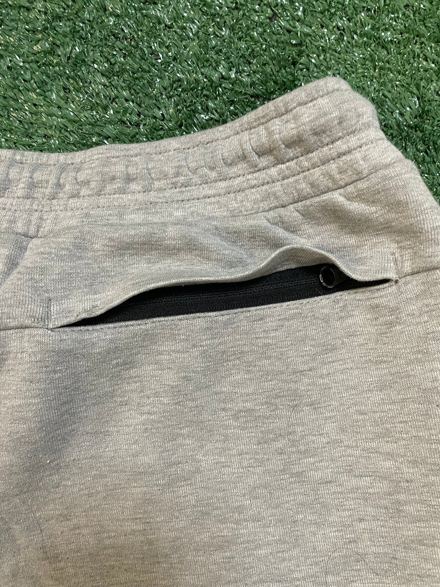 Nike tech fleece grey shorts