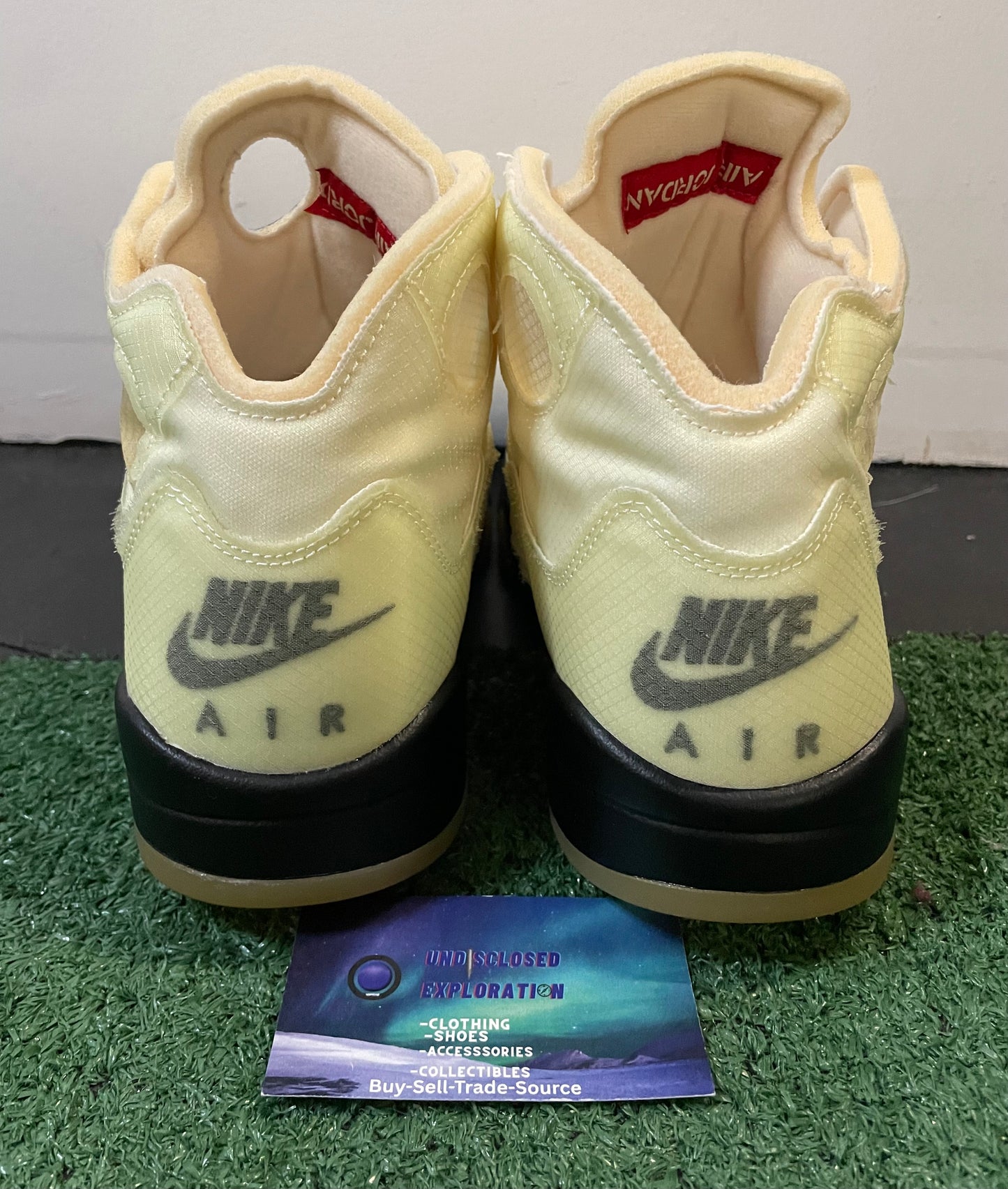 Jordan 5 x Off white sail